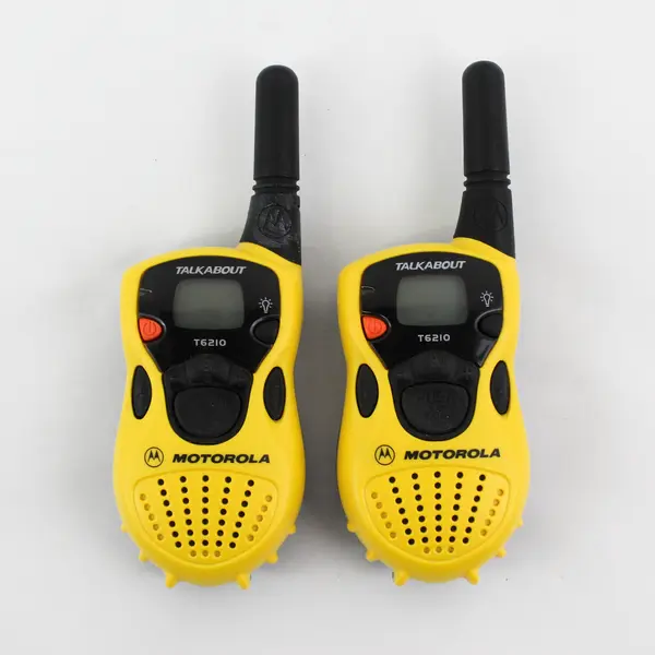 Motorola Talkabout T6210 Two Way Radios Walkie Talkies Show Power