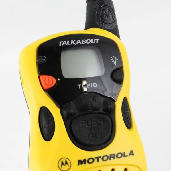 Motorola Talkabout T6210 Two Way Radios Walkie Talkies Show Power