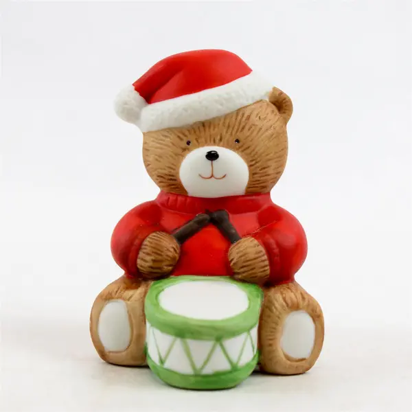 Lot of 2 New Lucy & Me Ceramic Bear Figurines 3.25"H Collectible