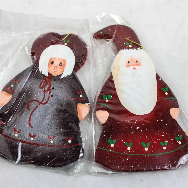 Lot of 13 Wooden Mr & Mrs Claus Christmas Ornaments - New
