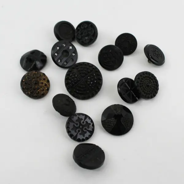 Lot of 15 Antique Victorian Black Glass Picture Buttons 1/2" to 3/4" 