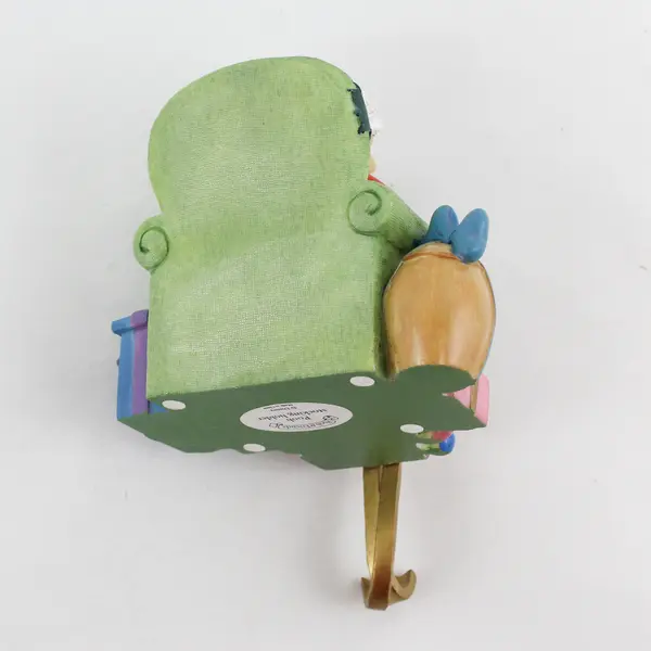 Disney Pooh And Friends Pooh Stocking Holder