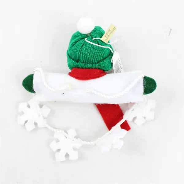 Enesco 2002 Snowman Plush Hanger with Snowflakes Red Scarf Green Hat New