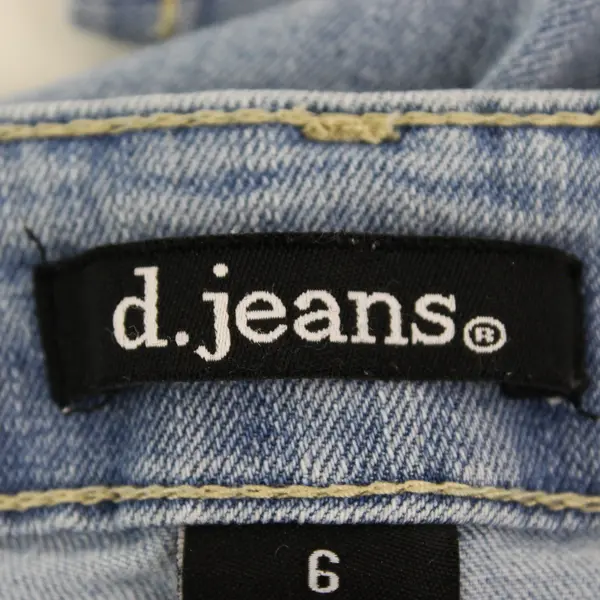 D. Jeans Light Wash Tapered Leg Jeans Women's Size 6
