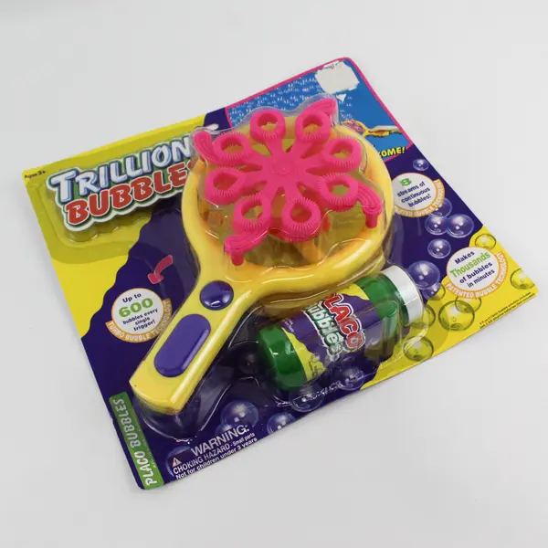 NWT Trillion Bubbles Wand Dipping Dish And Bubbles Yellow, Pink, and Purple