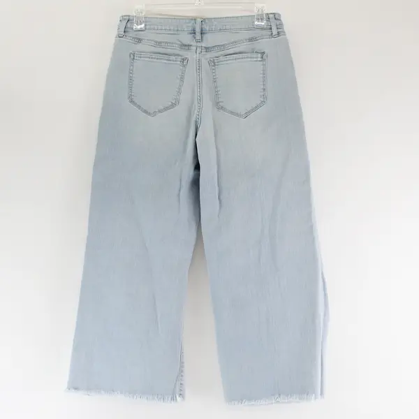 A New Approach Light Wash High-Rise Wide Leg Cropped Jeans Women's Size 6