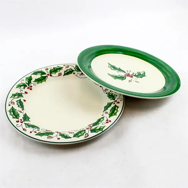 Lot of 2 Holly Holiday Holly & Berries 11" Dinner Plates Festive