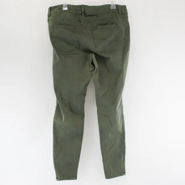 M Jeans by Maurices Green High-Rise Tapered Leg Pants Women's 18W Reg