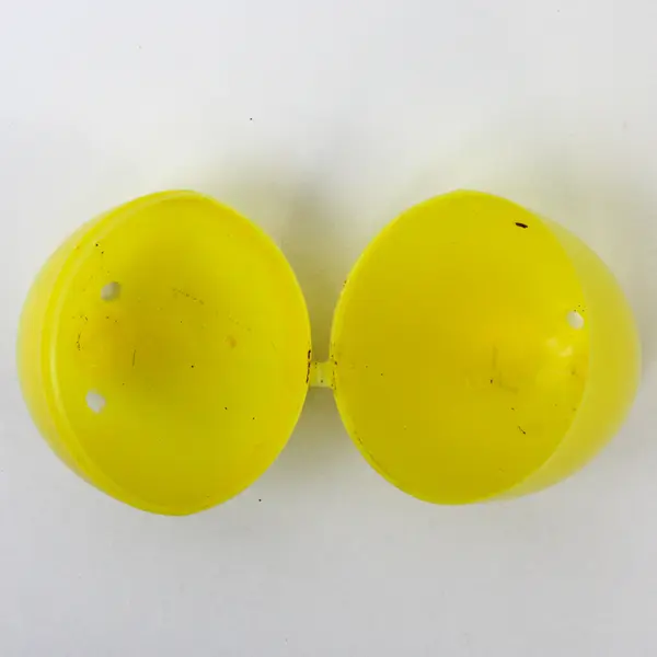 Lot of 15 Small Fillable Easter Plastic Eggs, Yellow Shades 