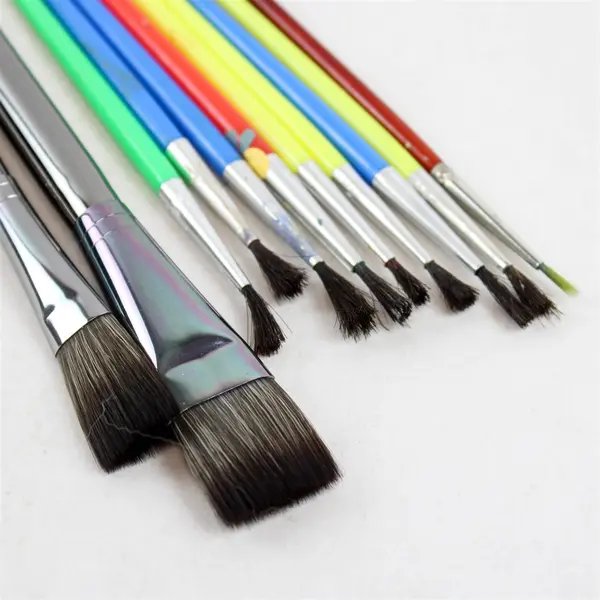 Lot of 11 Assorted Artist Paintbrushes Mixed-Media Hobby 