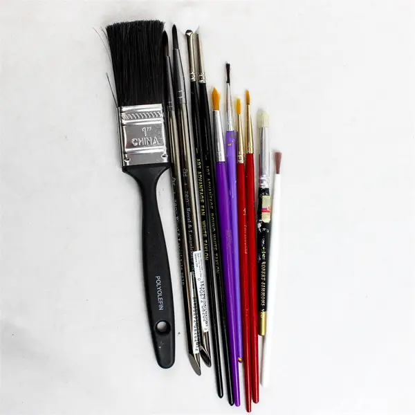 Lot of 11 Assorted Artist Paintbrushes - Various Sizes