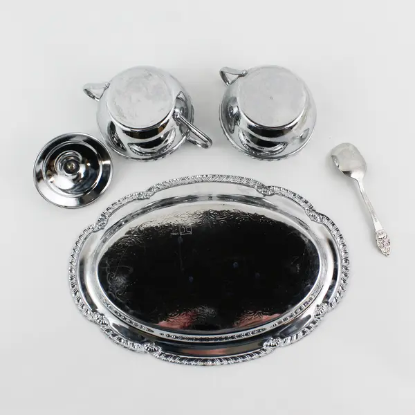 Set Of 5 Irvinware Chrome Metal Cream & Covered Sugar Set W/ Underplate & Spoon