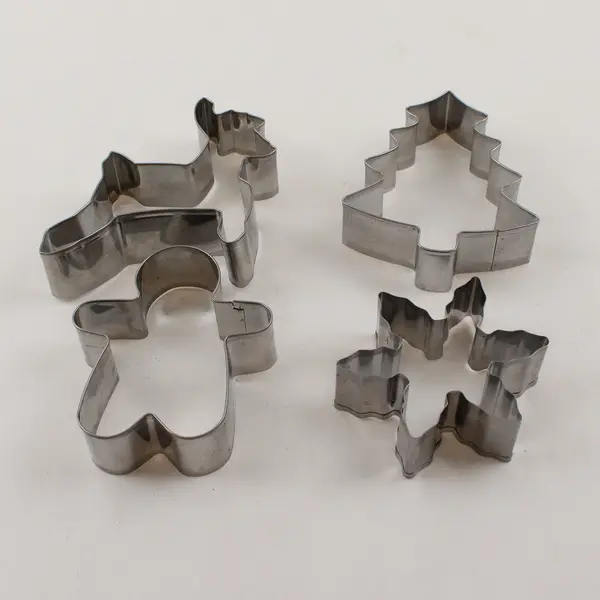 Lot of 4 Christmas Cookie Cutters - Reindeer Tree Gingerbread Snowflake