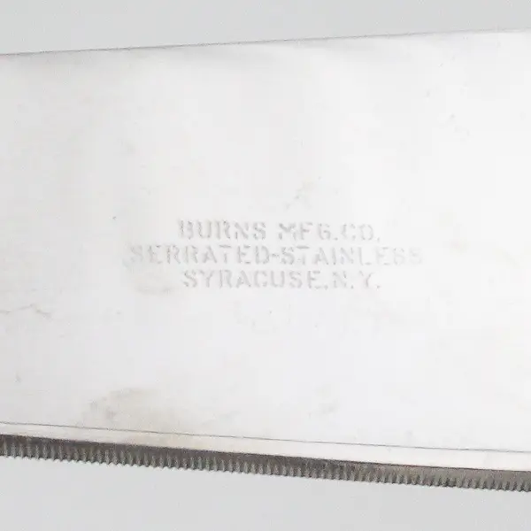 MCM  Burns MFG CO Serrated Stainless Bakelite Handle Pie & Cake Server