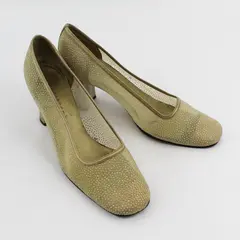 Coretta Gold Toned Bedazzled Round Toes Casual 3" Heels Women's Size 8M