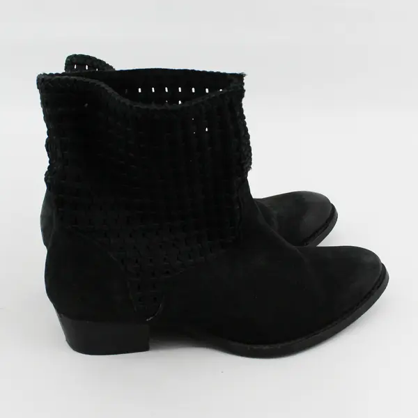 Splendid Solid Black Suede 1.75" Cuban Heel Ankle High Boots Women's Size 7