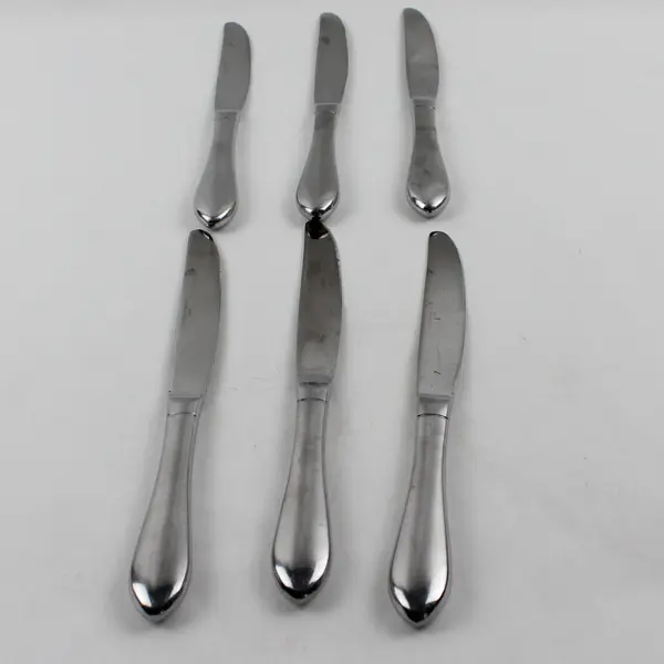 Set of 6 Stainless Steel Solid Handle Dinner Knives