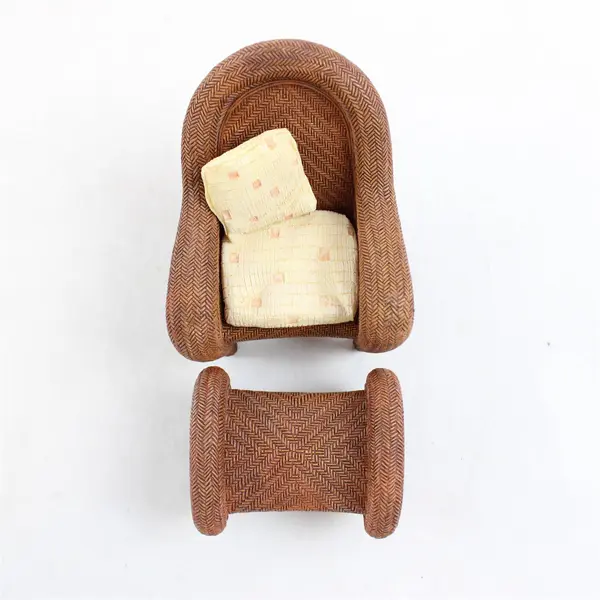 Raine 'Take A Seat' Dollhouse Wicker Ottoman Chair #24012 New in Box