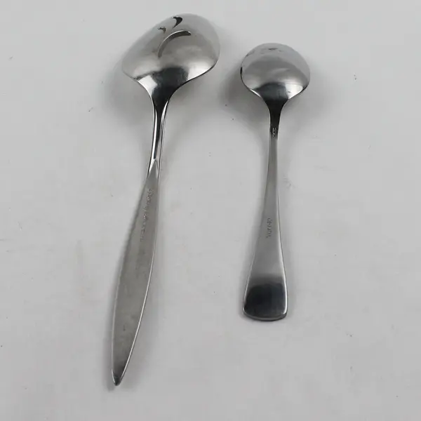 Lot of 12 Stainless Steel Spoons Party Event Flatware