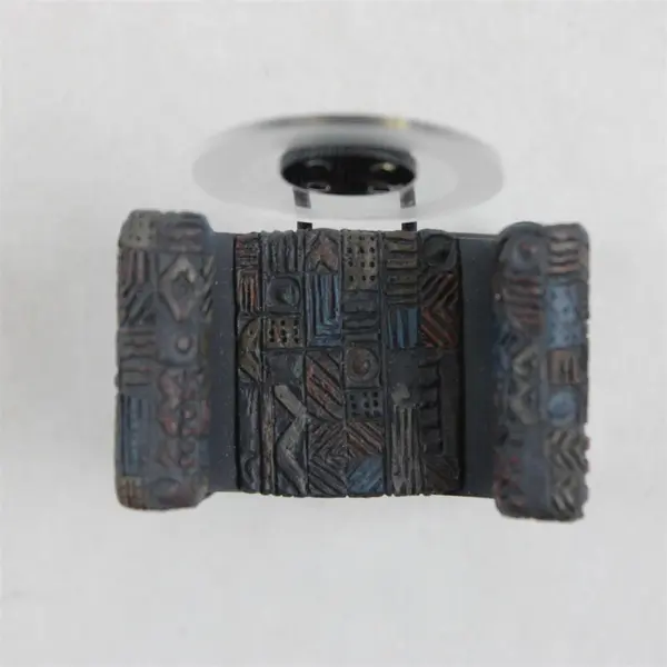 Take a Seat FULL CIRCLE Raine 24036 Dollhouse Chair Miniature 