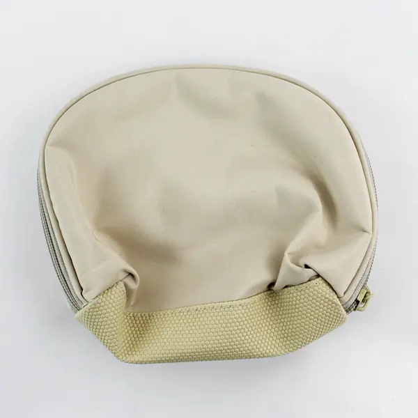 South African Airways Beige Zippered Cosmetic Toiletry Bag Clutch