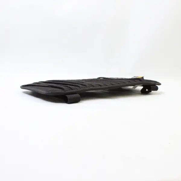 Case Logic 12-CD/DVD Sun Visor Media Organizer Adjustable Straps Black