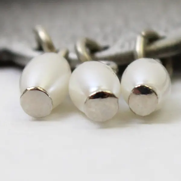 Vintage Jonette Jewelry Pewter and Faux Pearl Dairy Cow Brooch 2.5"