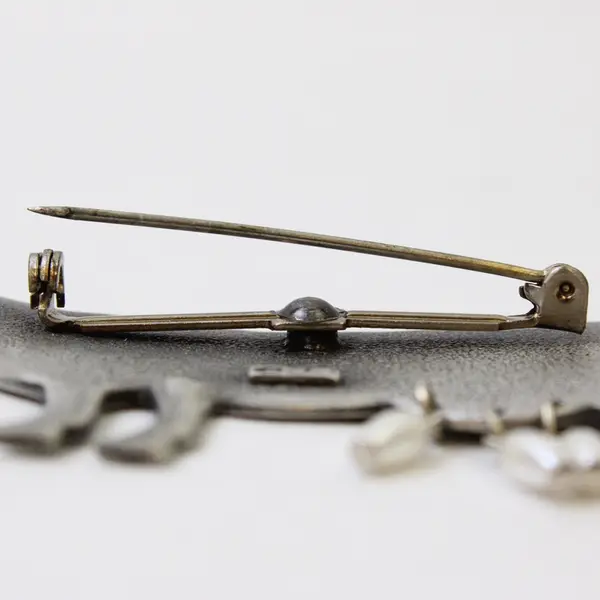 Vintage Jonette Jewelry Pewter and Faux Pearl Dairy Cow Brooch 2.5"