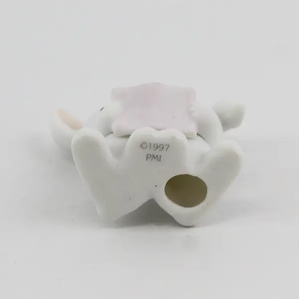 Precious Moments Sugar Town Bunnies Carolling Figurine 1997 Porcelain