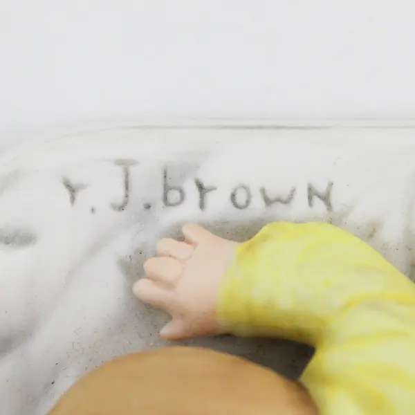 Roger J. Brown 1981 Sweet Dreams Porcelain Figurine The Family Album Collectible