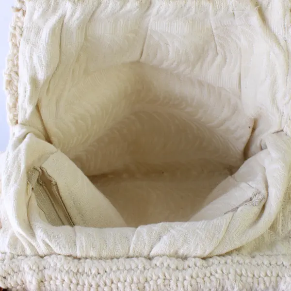 Vtg 1970's White Macrame w/Decorative Bamboo Handle Lined Handbag