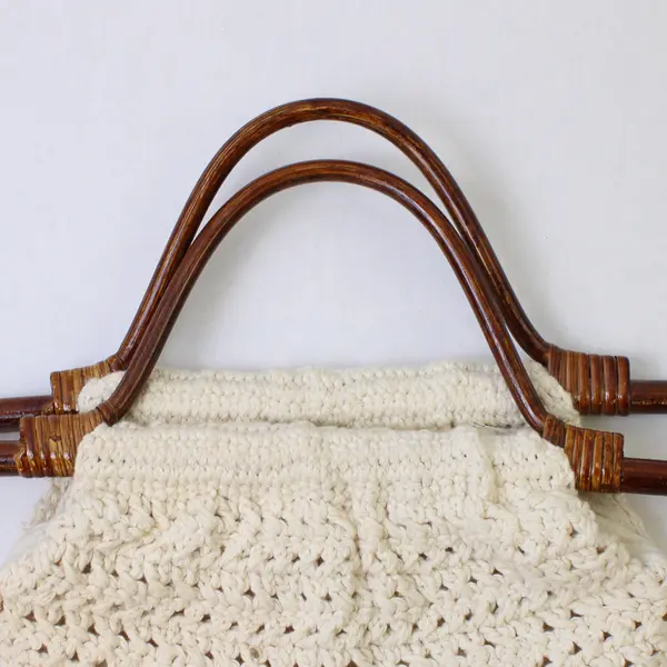 Vtg 1970's White Macrame w/Decorative Bamboo Handle Lined Handbag