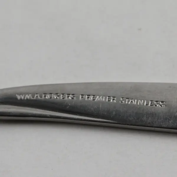 Lot of 3 Oneida Silver Shoreline Pattern SS Oval Soup Spoons 6.75" Good