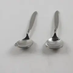Lot of 2 Oneida Silver Shoreline Pattern SS Sugar Spoons Rare HTF Item 6"