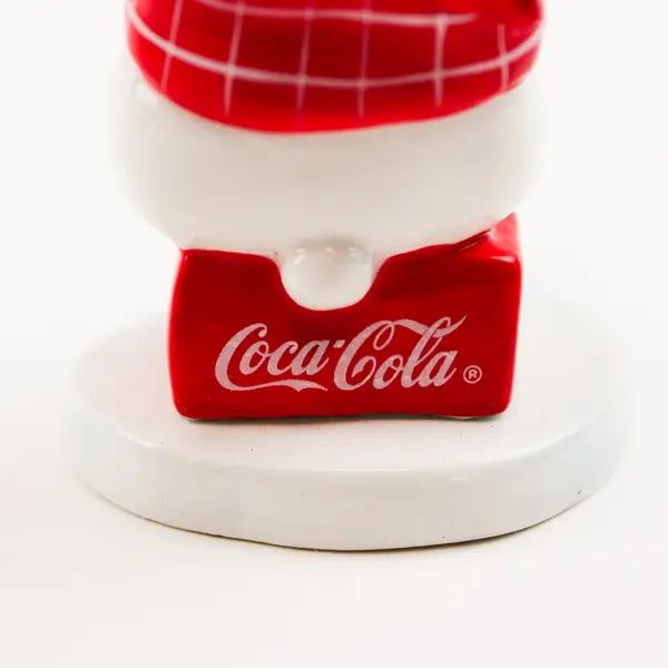Coca-Cola 1995 Always Ice Fishing Ceramic Polar Bear Figurine New