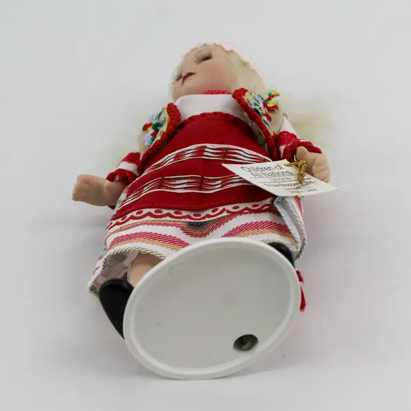 Show Stoppers Children of All Nations Ukraine Porcelain Doll 