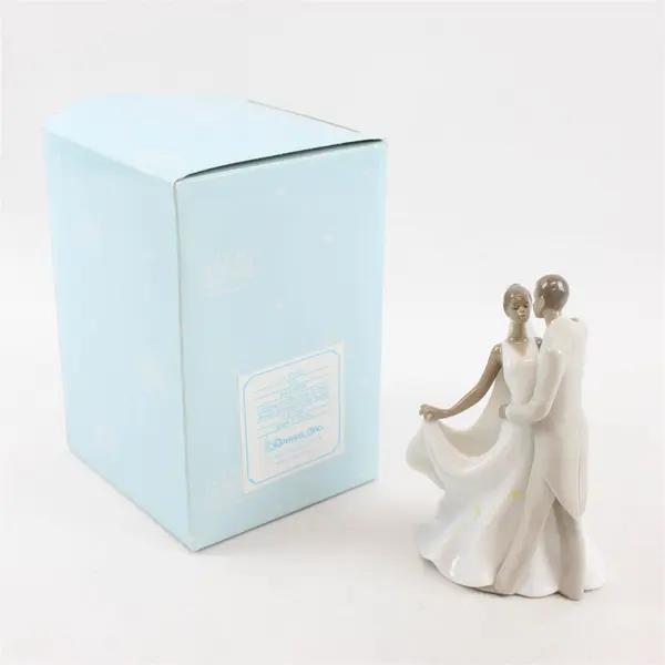 Roman Inc Valencia Collection African American Wedding Cake Topper 45096 New