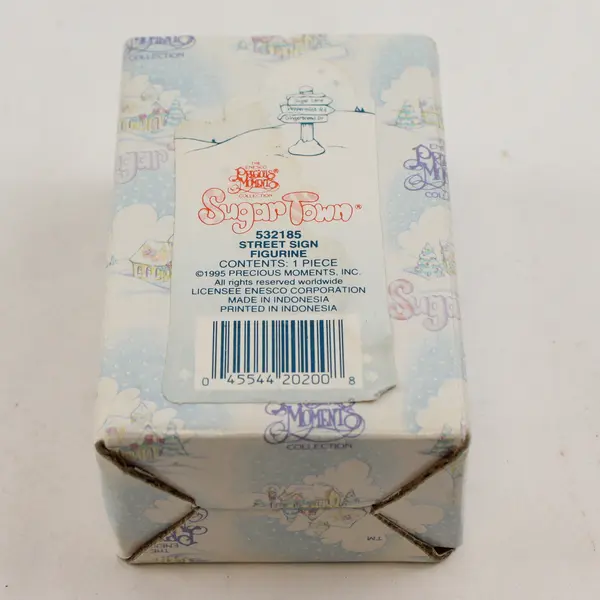 Precious Moments Sugar Town Street Sign Figurine New in Box