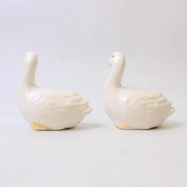 Lot of 2 Enesco Geese Salt & Pepper Shakers Collectible New