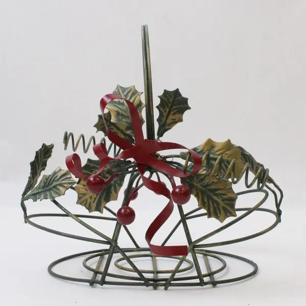 Wire Christmas Basket with Holly Berries Green Red No Box 4.75x4.5x5in