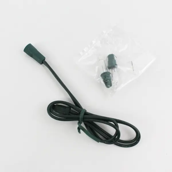 1993 Dept 56 North Pole Series Santa's Lookout Tower Ornament  98773 Lighted