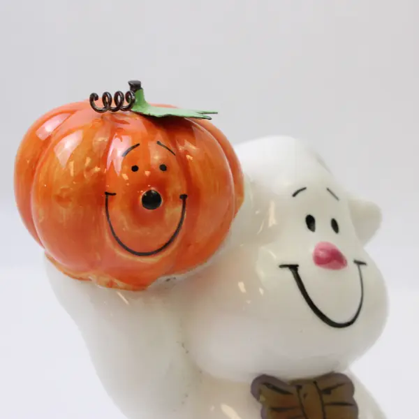 Ceramic White Ghost Figurine Holding Pumpkin Halloween Decor 4.75in New
