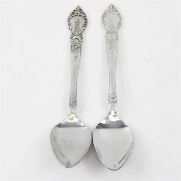 Lot of 2 National Stainless Rose & Leaf Pattern SS Oval Soup Spoons 7.5" Good