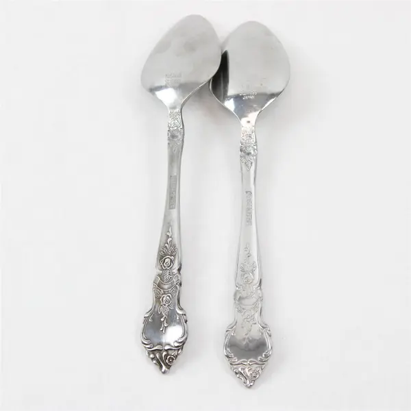 Lot of 2 National Stainless Rose & Leaf Pattern SS Oval Soup Spoons 7.5" Good