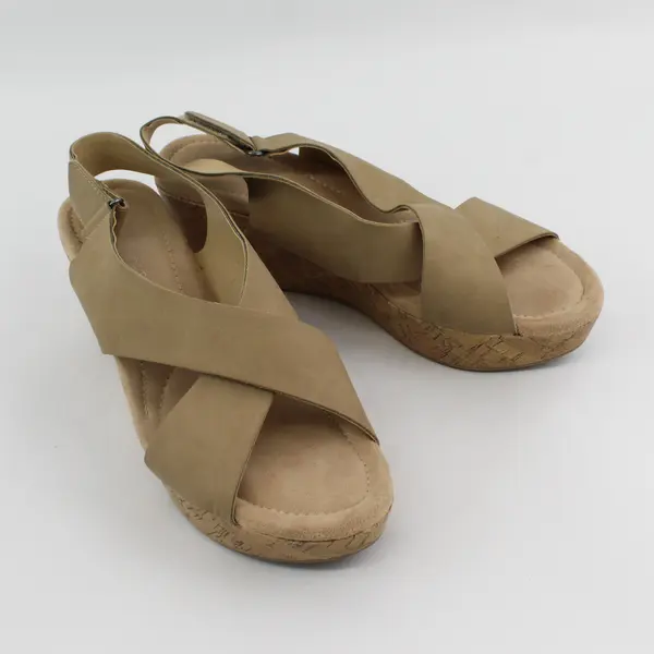 Clark By Laundry Solid Beige Color Annadel Eirwyn Wedge Sandals Womens Size 11M
