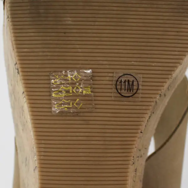 Clark By Laundry Solid Beige Color Annadel Eirwyn Wedge Sandals Womens Size 11M