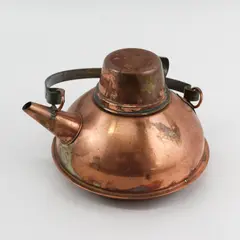 Antique Flat Bottom Ship's Copper Kettle With A Cup Lid