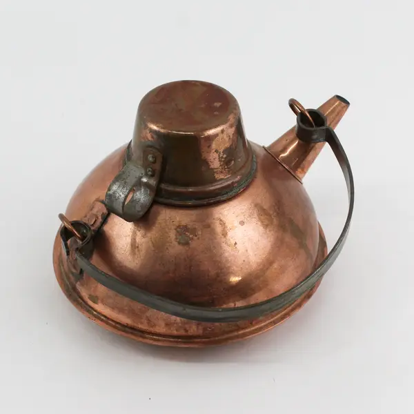 Antique Flat Bottom Ship's Copper Kettle With A Cup Lid