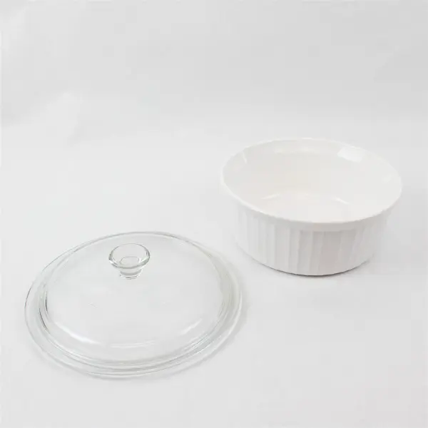 CorningWare F-5-B 1.6 Qt White Ceramic Baking Dish with Lid - Used
