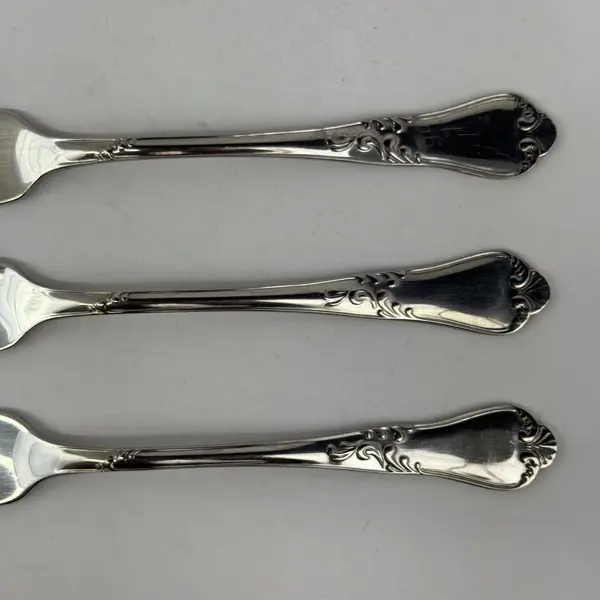 Lot of 3 Dalia Forks Clavel Pattern Stainless Steel 7 1/2" Made in Spain